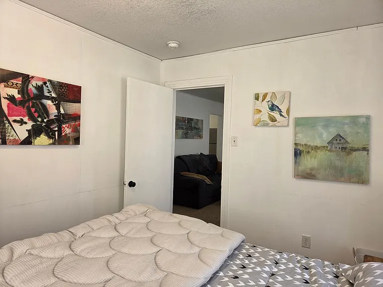 708 Monterrey St — Photo 6
