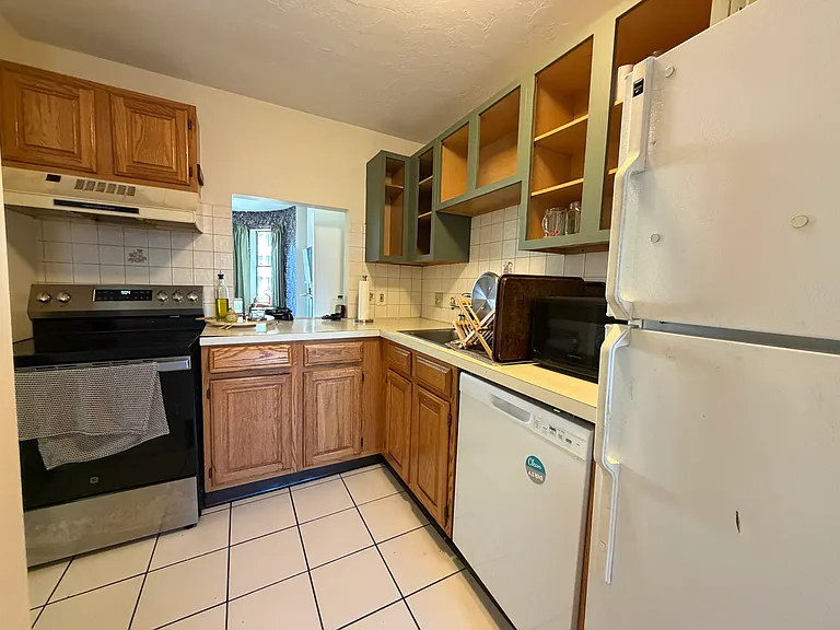 12 Westland Ave #4 — Photo 9