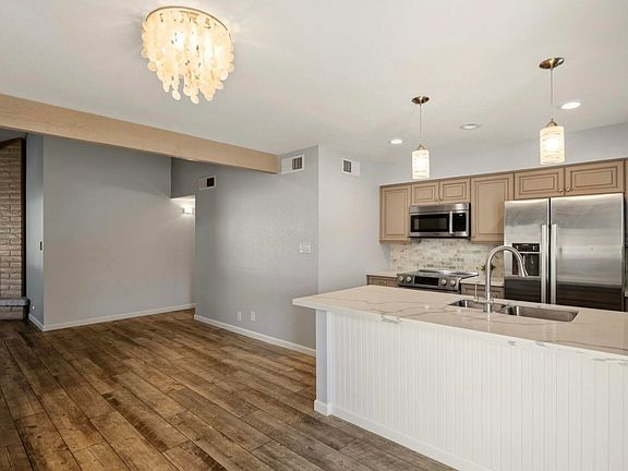 5th image of 6465 N 77th Place