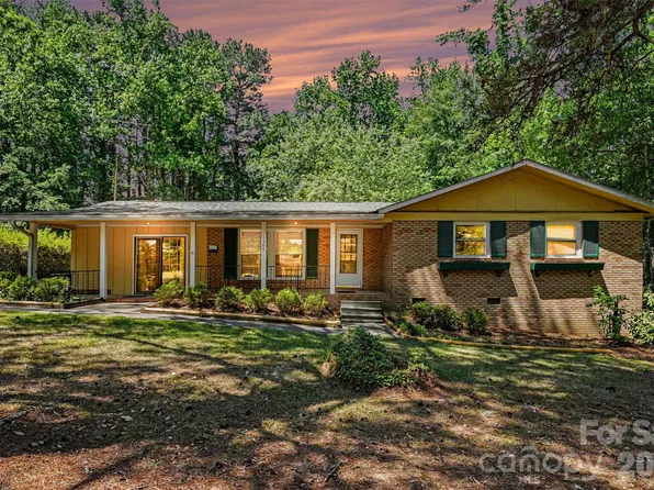 1304 Shannon Dr, Wadesboro, NC 28170