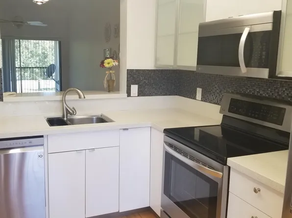 2289 SW 15th St, Deerfield Beach, FL