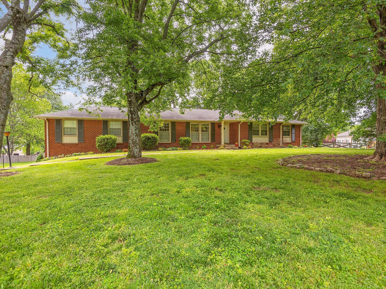 5150 Regent Dr, Nashville, TN 37220 | Zillow