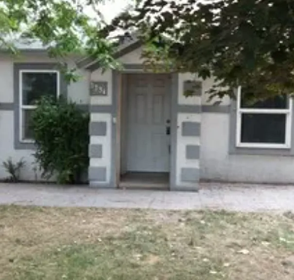 3331 Pole Line Rd — Photo 3