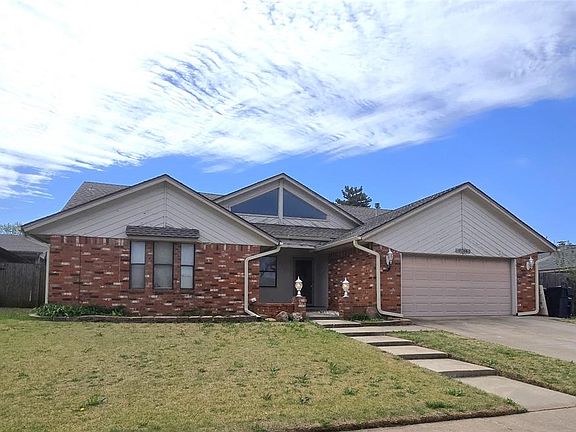 2nd image of 11708 Mackel Dr