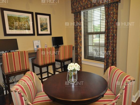 4 Stephens St, Chicopee, MA 01022