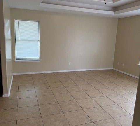 4th image of 3801 S Fairmont Ave #A
