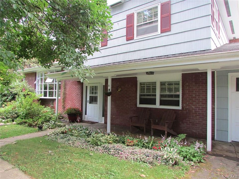 1st image of 11 Idlewild Park Dr