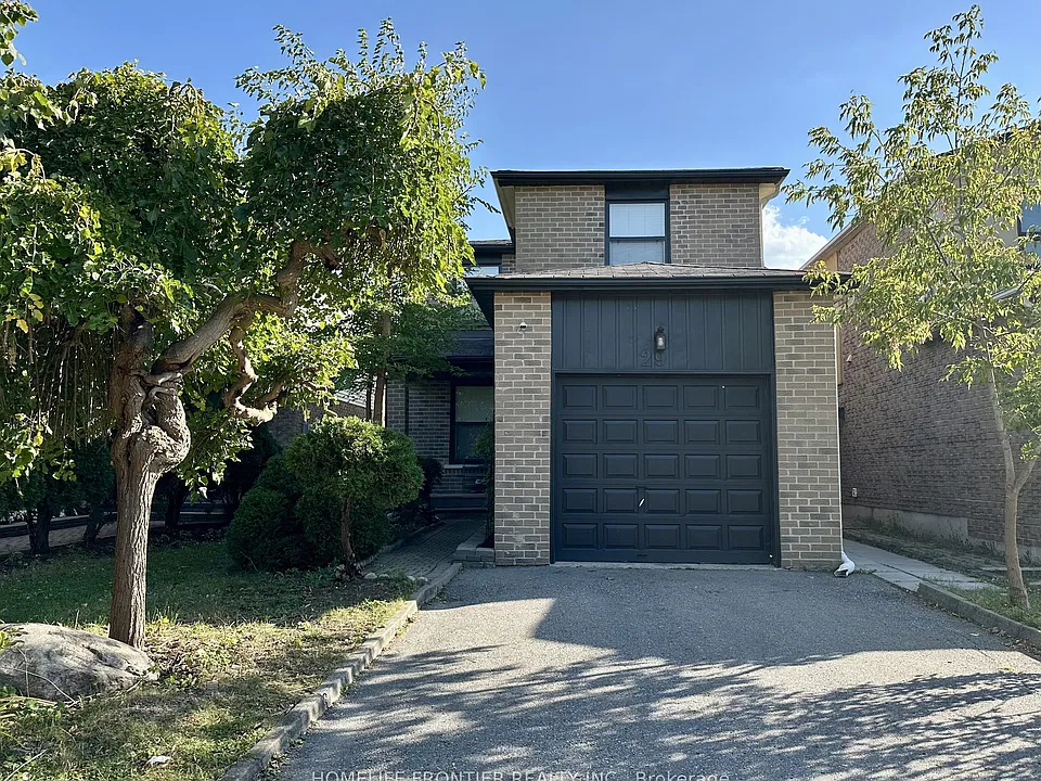 29 Constellation Cres #LOWER