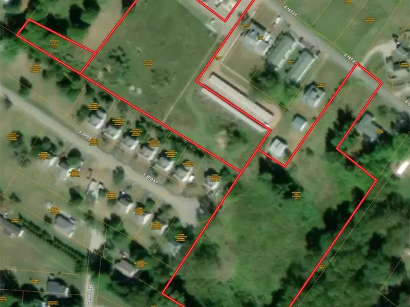 57 E 1st St, The Plains, OH 45780