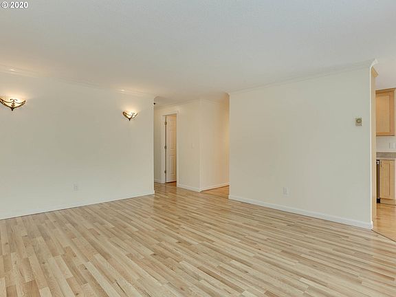 5th image of 12600 SE Freeman Way #225