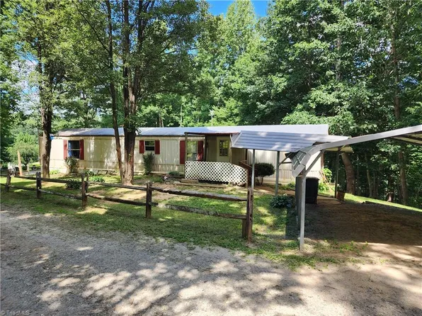 134 Jasper Ln, Lowgap, NC 27024