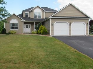 8345 Nates Ln, Cicero, NY 13039