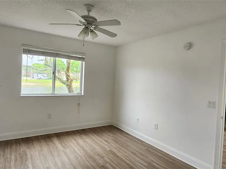 3478 Briar Bay Blvd #106 — Photo 12