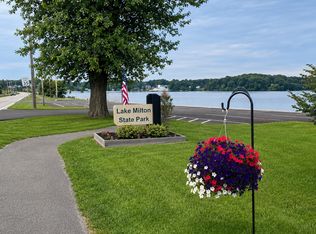 17680 Mahoning Ave #1, Lake Milton, OH 44429