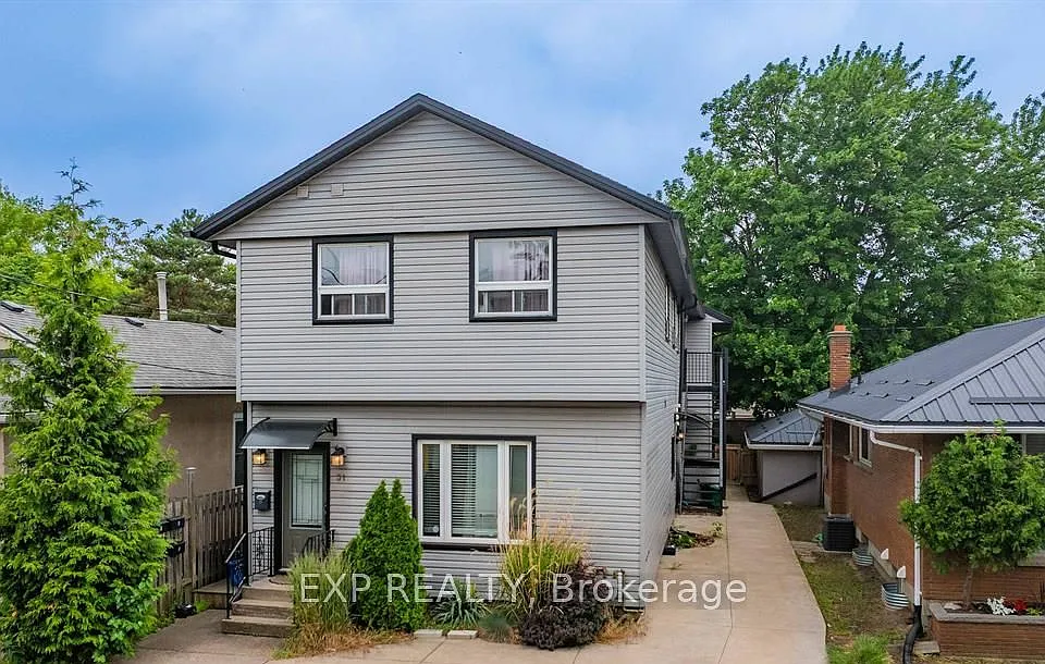 31 Raymond St #5