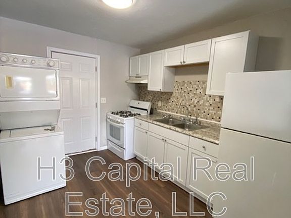 4th image of 4074 Bruene Ave