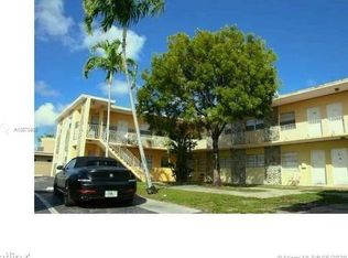 31 SE 2nd Ave #102, Hallandale, FL 33009