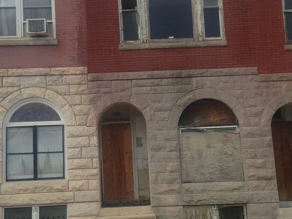 2nd image of 1730 E Lanvale St