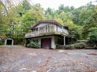 44 Kennel Rd, Cuddebackville, NY 12729