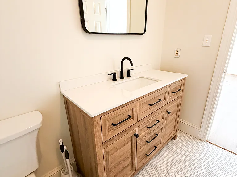 208 N Buchanan Blvd #4 — Photo 10