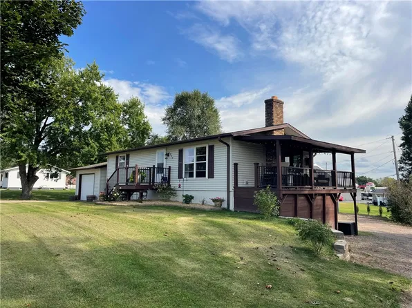 1020 9th Avenue, Bloomer, WI 54724