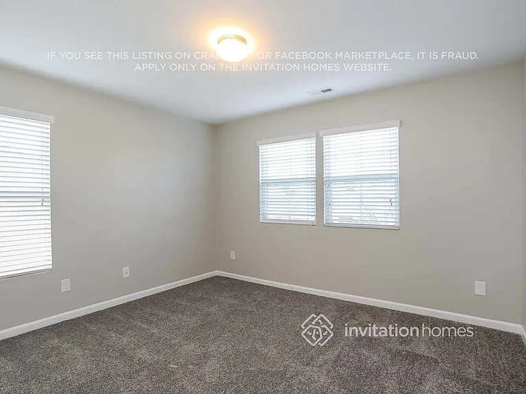 3826 Althorp Dr — Photo 11