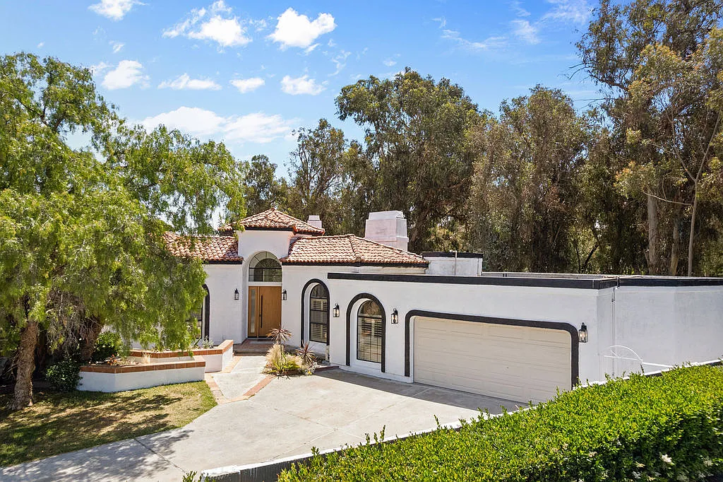 16612 Graham Pl — Photo 3