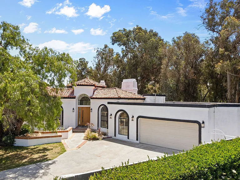 16612 Graham Pl — Photo 3