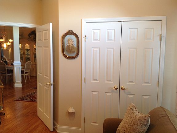 5th image of 1126 Waterbrooke Ln