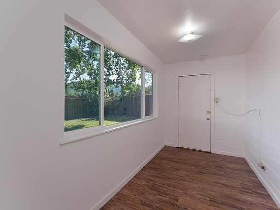 4th image of 160 Thomas Street