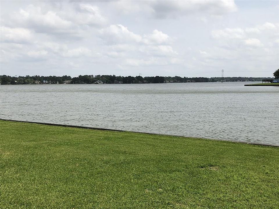 1st image of 194 April Waters Dr N