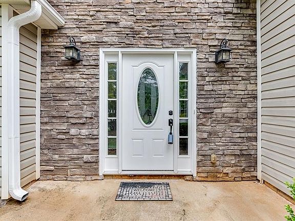 5th image of 3455 Bethesda Park Ct