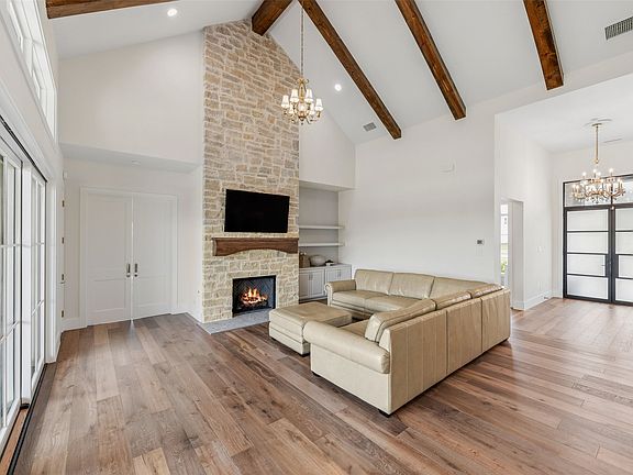 5th image of 13717 Nouvelle Cir