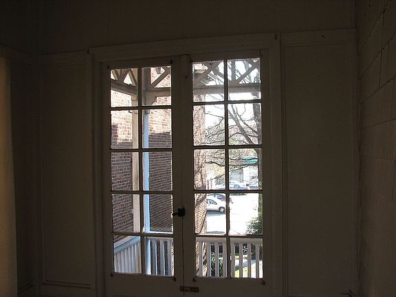 5th image of 804 Westover Ave APT 3