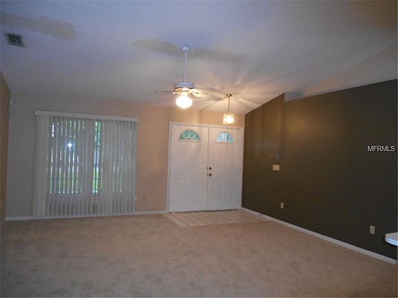 2nd image of 2889 Pond View Dr