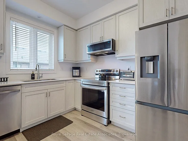 461 Blackburn Dr #40 — Photo 10