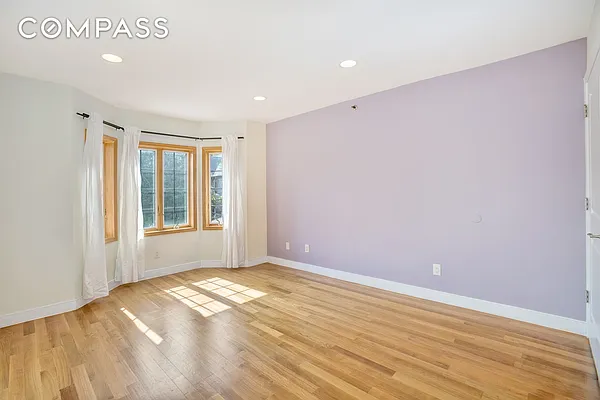 Sold by Compass | media 6