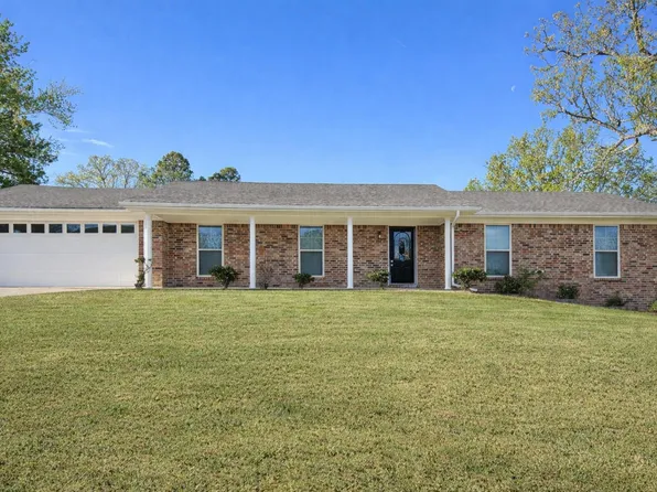 602 Hemlock St, Van Buren, AR 72956