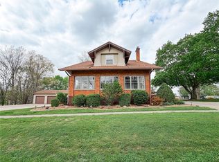 412 E Cumberland St, Martinsville, IL