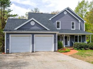 26 Eagle Ter, Jefferson, MA 01522