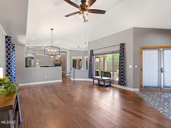 5th image of 502 W Flaxen Dr