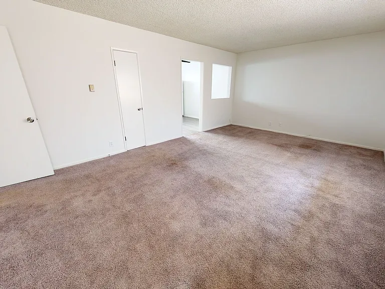 2266 Del Mar — Photo 5