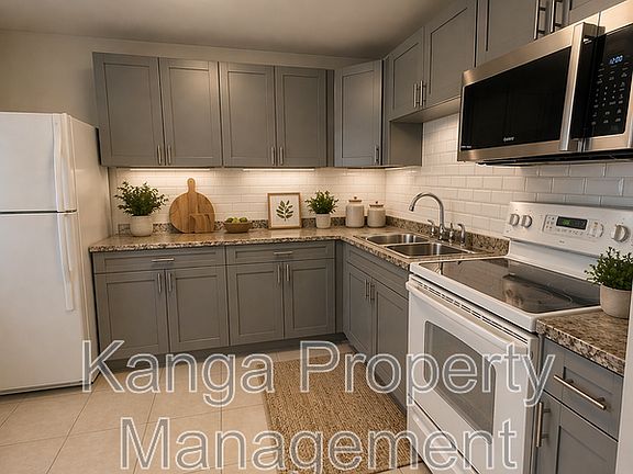 3rd image of 3206 Louisiana Ave #4