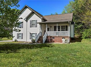 436 Arnold Rd, Lexington, NC 27295