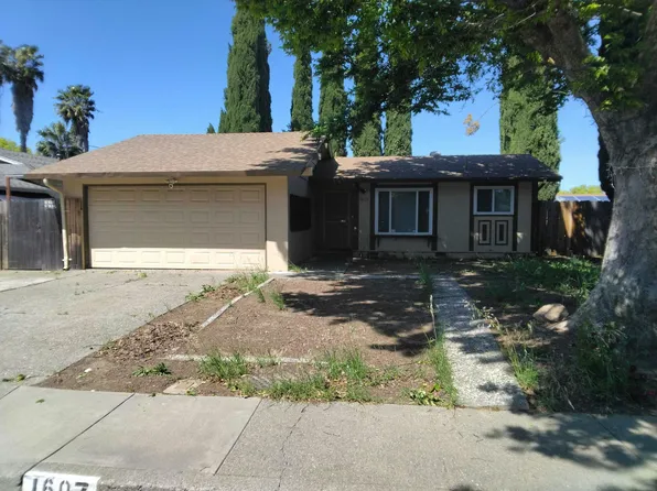 1607 California Dr, Vacaville, CA 95687