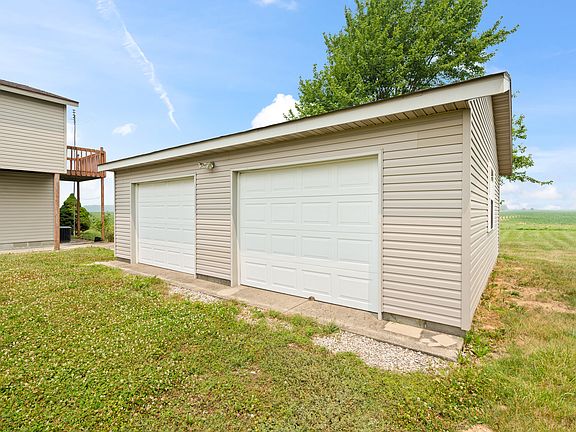 3rd image of 10566 W County Road 50 S