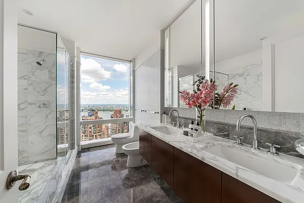 Sold by Compass | media 12