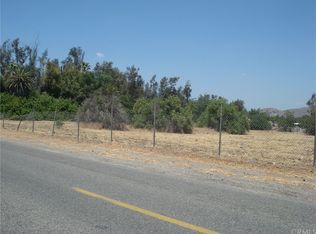 4590 Riverview Dr, Riverside, CA 92509