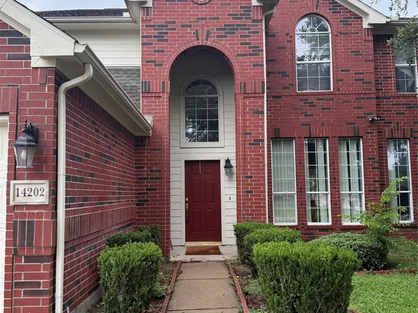 14202 Anson Grove Ln, Sugar Land, TX 77498
