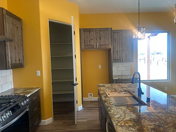 5th image of 7305 Hapsburg Rd NE #B